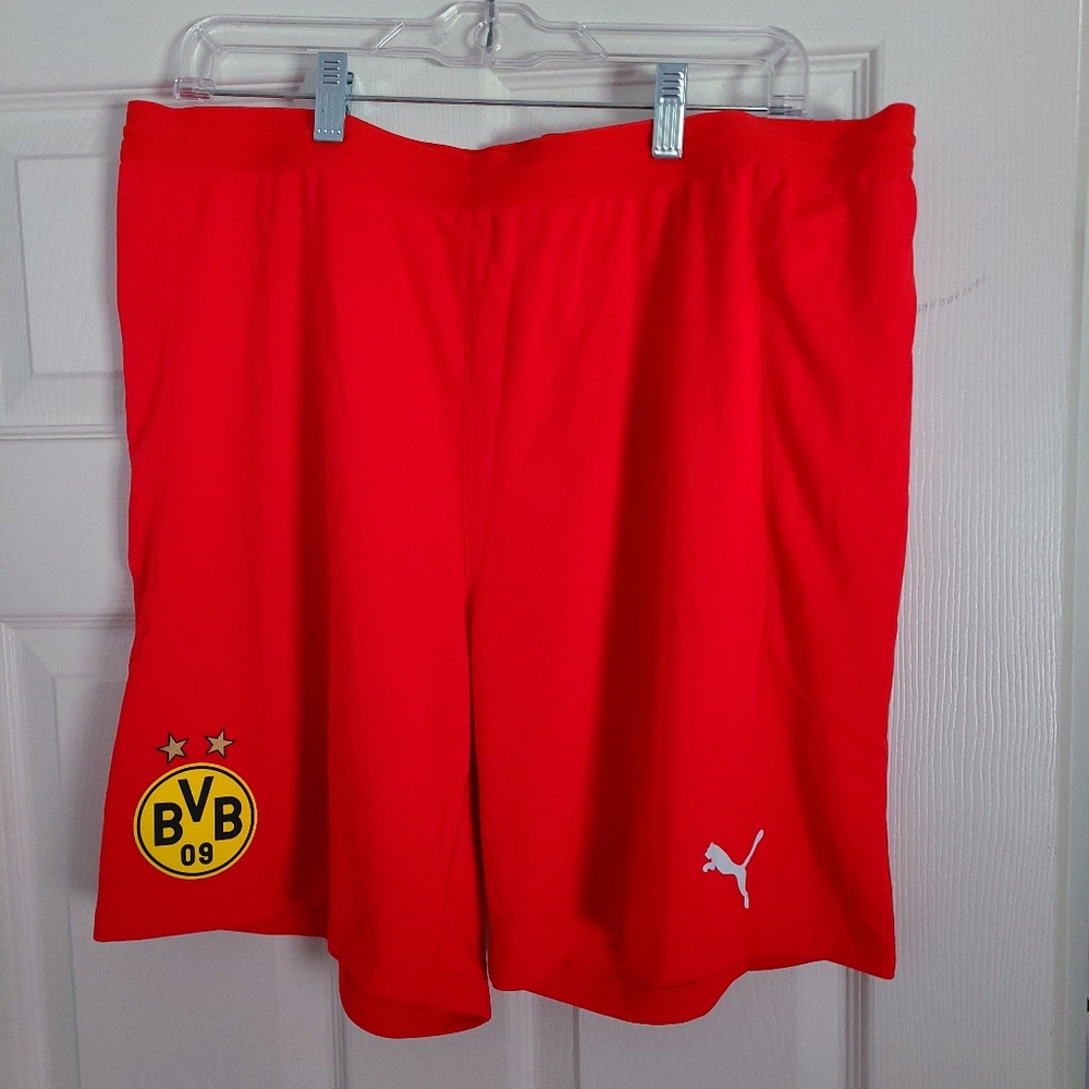 Puma Borussia Dortmund Shorts BVB